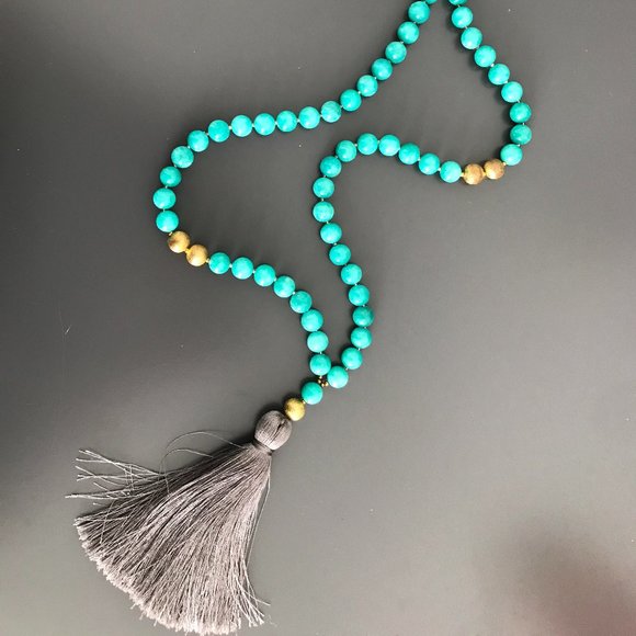A Love's Affect Jewelry - Emerald Jade tassel necklace